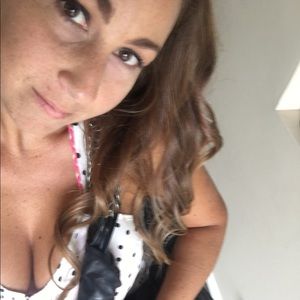 Meet your Posher, Emily